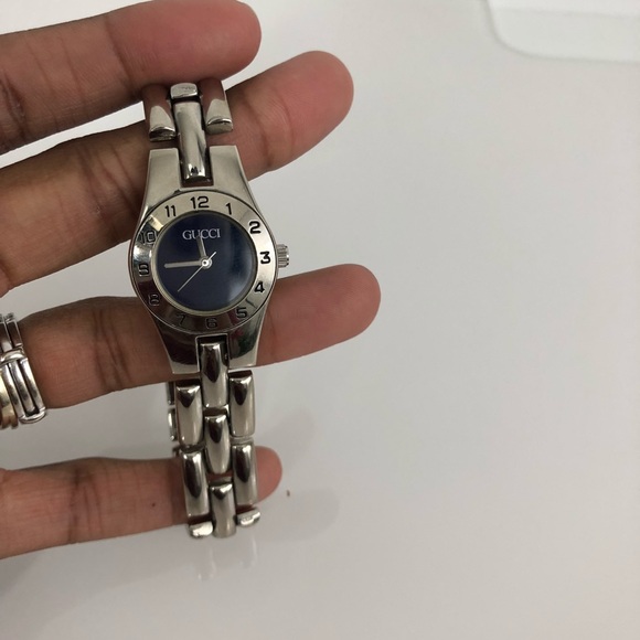 PRICE FIRM• Gucci Woman’s Watch - Picture 2 of 5